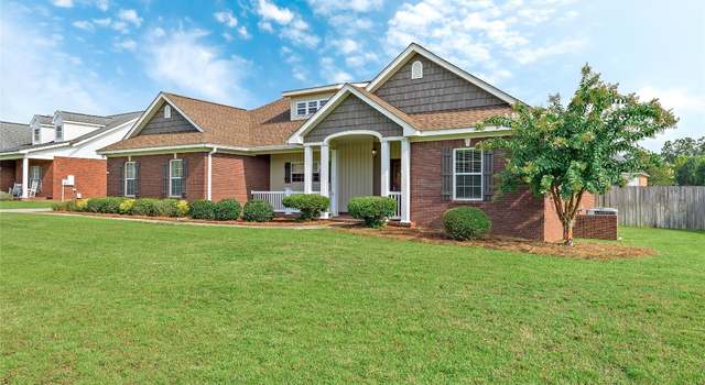 Photo of 102 Clancy Ct, Dothan, AL 36301