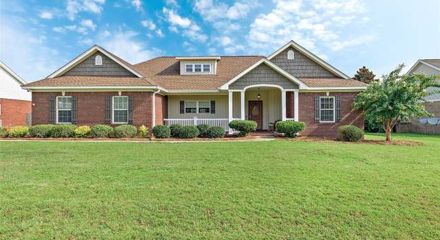 Photo of 102 Clancy Ct, Dothan, AL 36301