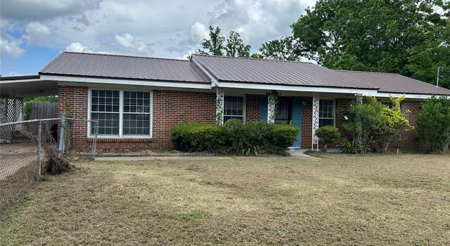 Photo of 707 King Ln, Selma, AL 36701
