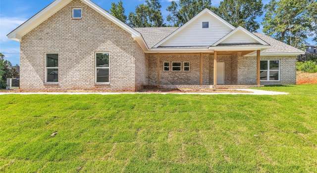 Photo of 85 Fairway Dr, Millbrook, AL 36054