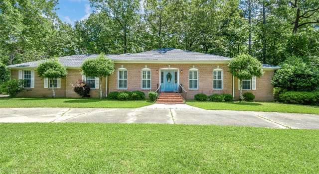 Photo of 810 Noble Rd, Tallassee, AL 36078
