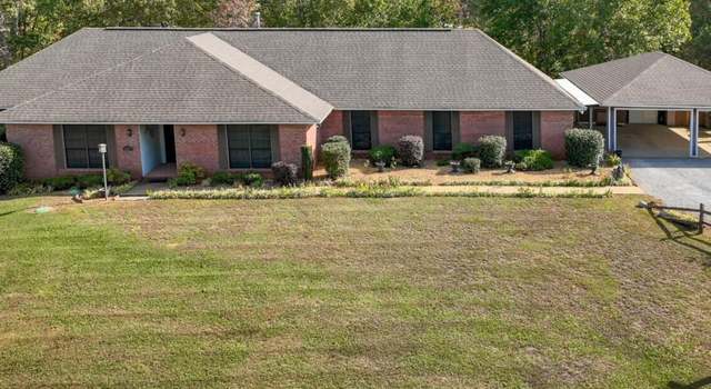 Photo of 1535 White Cloud Dr, Deatsville, AL 36022