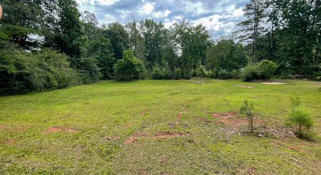 Photo of 140 Lee St, Grove Hill, AL 36451