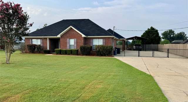Photo of 38 Flatwood Rd, Wetumpka, AL 36092