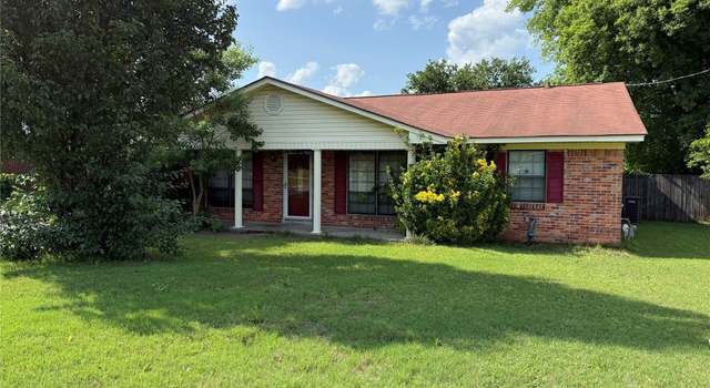 Photo of 105 Griffith Ave, Prattville, AL 36066