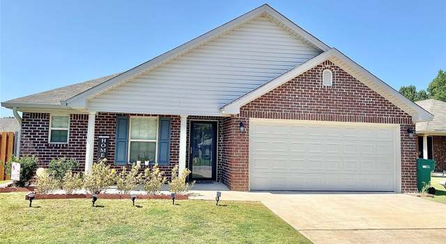 Photo of 41 Moonlight Ct, Millbrook, AL 36054