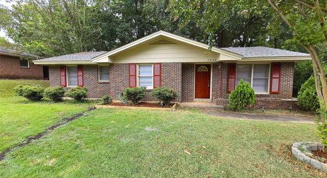 Photo of 3826 Fairfield Dr, Montgomery, AL 36109