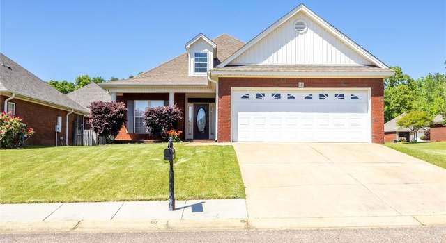 Photo of 141 Brittany Dr S, Elmore, AL 36025