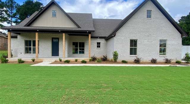 Photo of 104 Mossy Creek Dr, Elmore, AL 36025