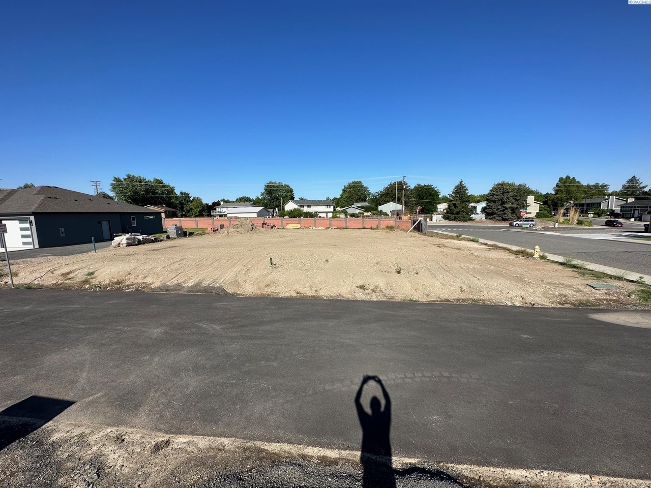 2025 Acadia Ct, West Richland, WA 99353 MLS 269119 Redfin