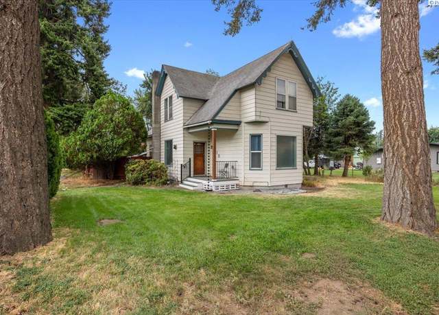 Property at 515 N 3rd St, Dayton, WA 99328, 4 beds, 1.5 baths