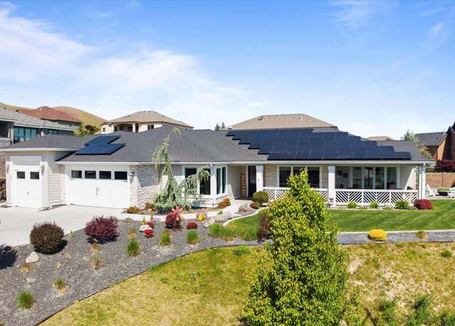 Property at 1425 Meadow Hills Dr, Richland, WA 99352, 3 beds, 3 baths