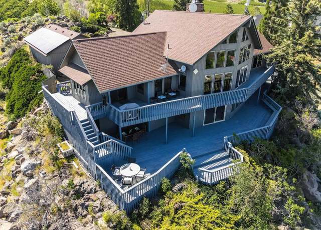 Property at 541 Basalt Springs Way, Naches, WA 98937, 4 beds, 2.5 baths