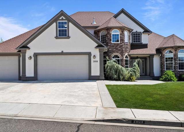 Property at 2808 Riverbend Dr, Richland, WA 99352, 4 beds, 3 baths