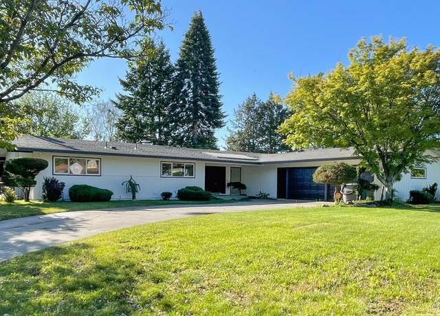 Property at 2158 Hudson Ave, Richland, WA 99352, 4 beds, 2.5 baths