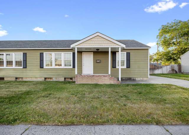 Property at 1313 Stevens Dr, Richland, WA 99354, 2 beds, 1 bath