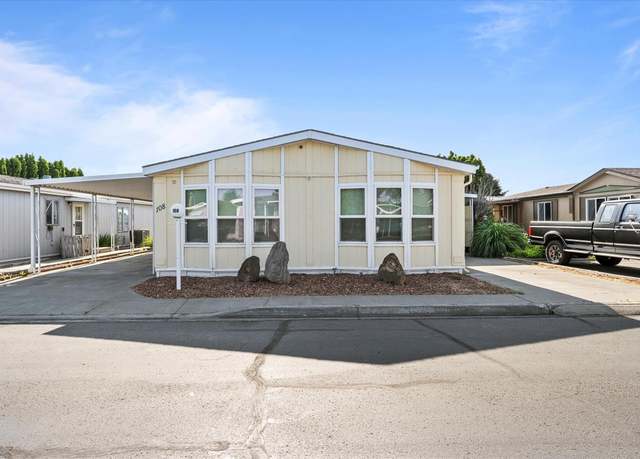 Property at 7901 W Clearwater Ave #108, Kennewick, WA 99336, 3 beds, 2 baths