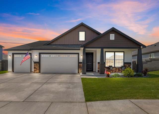 Property at 8375 Lennox St, West Richland, WA 99353, 3 beds, 2 baths