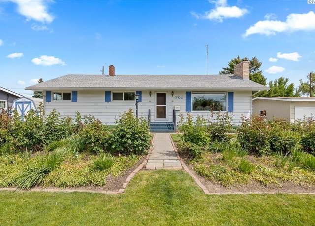 Property at 701 W Concord Ave, Grandview, WA 98930, 3 beds, 2 baths