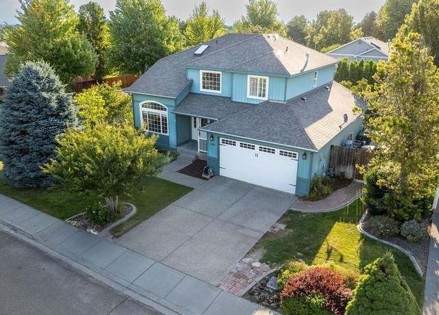 Property at 3301 S Dennis Ct, Kennewick, WA 99337, 4 beds, 2.5 baths