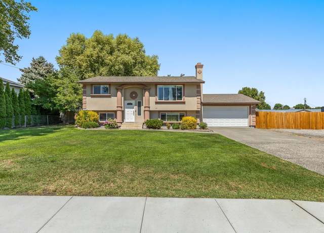 Property at 5105 W Sylvester St, Pasco, WA 99301, 4 beds, 2 baths
