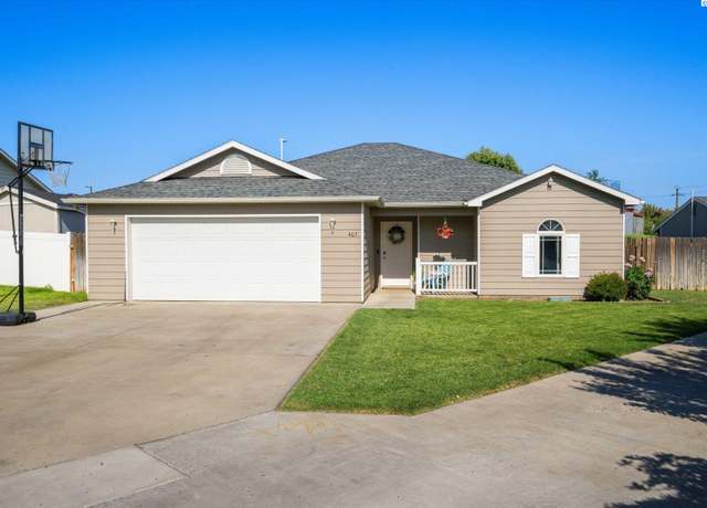 Property at 407 Westridge Dr, Grandview, WA 98930, 3 beds, 2 baths