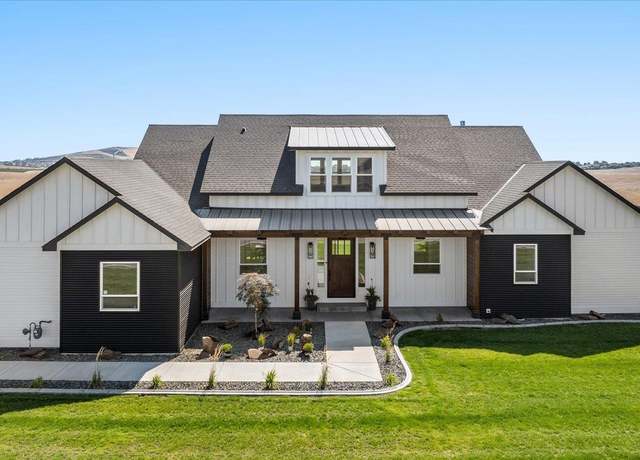 Property at 7007 Grange St, Kennewick, WA 99338, 4 beds, 1.5 baths