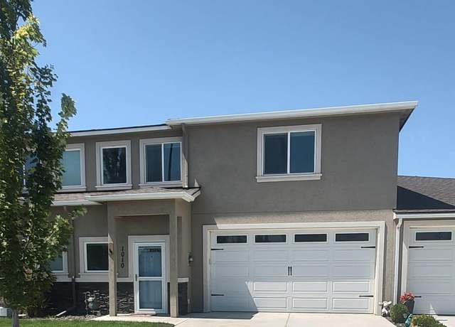 Property at 1010 Elma St, Kennewick, WA 99338, 3 beds, 2 baths