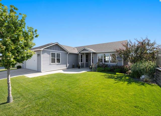 Property at 3763 S Sherman St, Kennewick, WA 99338, 3 beds, 2 baths