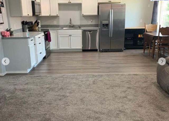 Property at 526 S 40th Ave #d-210 Ave Unit D-210, West Richland, WA 99353, 2 beds, 1 bath