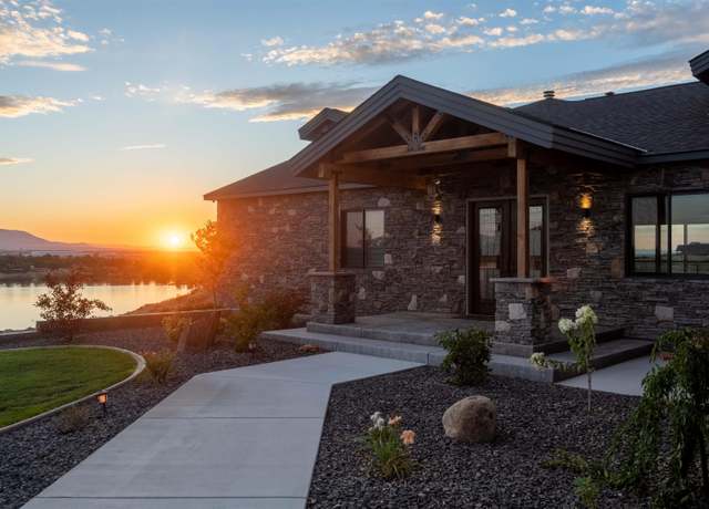 Property at 164 Charolais Trl, Pasco, WA 99301, 6 beds, 3.5 baths