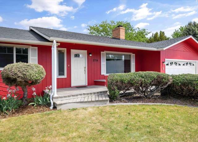 Property at 2714 W John Day Ave, Kennewick, WA 99336, 5 beds, 3 baths