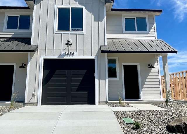 Property at 3555 W 6th Pl, Kennewick, WA 99336, 3 beds, 2.5 baths