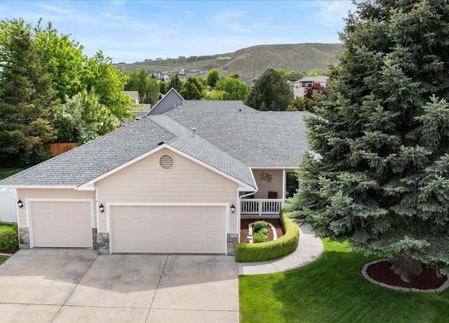 Property at 1791 Citrus Ave, Richland, WA 99352, 3 beds, 2 baths