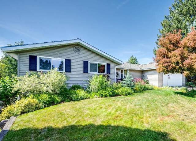 Property at 920 SW Alcora Dr, Pullman, WA 99163, 4 beds, 2 baths
