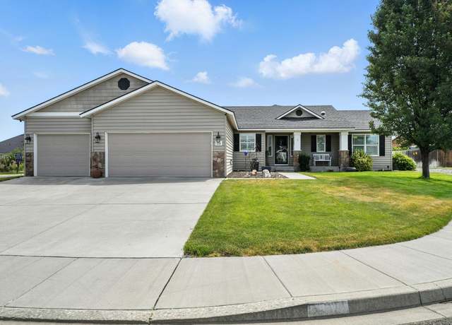 Property at 1500 S 56th Ct, West Richland, WA 99353, 3 beds, 2 baths