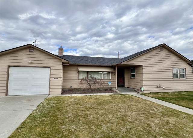 Property at 1522 Denson Ave, Sunnyside, WA 98944, 2 beds, 1 bath