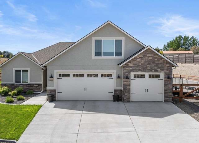 Property at 3905 Orchard St, West Richland, WA 99353, 3 beds, 2.5 baths