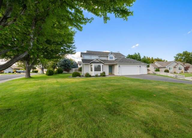 Property at 5420 Swan Ct, West Richland, WA 99353, 4 beds, 1.5 baths