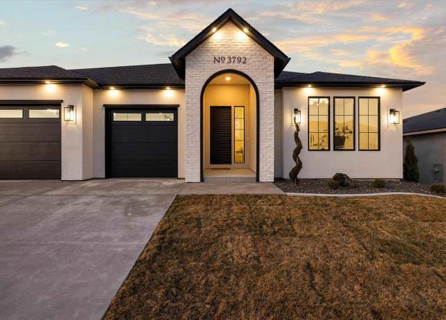 Property at 3792 Morningside Pkwy, Richland, WA 99352, 4 beds, 3 baths