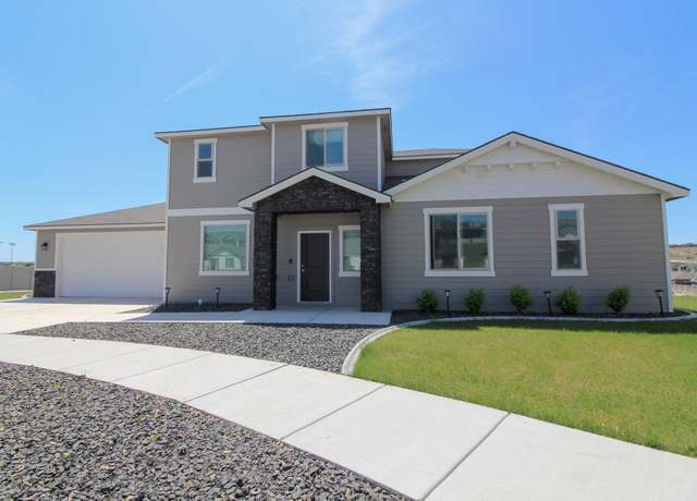 Property at 6031 W 32nd Ave, Kennewick, WA 99338, 4 beds, 3 baths