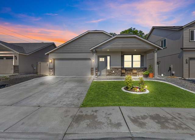 Property at 2214 S Zillah Pl, Kennewick, WA 99337, 3 beds, 2 baths