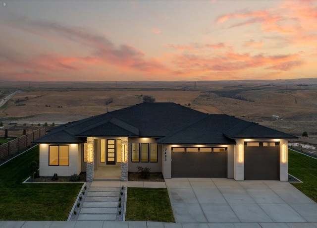 Property at 7483 W 23rd Ave #11, Kennewick, WA 99338, 5 beds, 0.5 baths