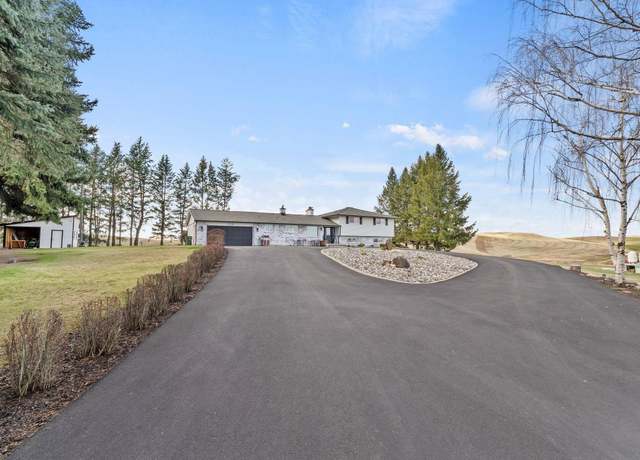 Property at 908 W Rednour St, Oakesdale, WA 99158, 4 beds, 2.5 baths
