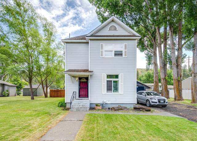 Property at 1804 Cedar St, Colfax, WA 99111, 3 beds, 1.5 baths