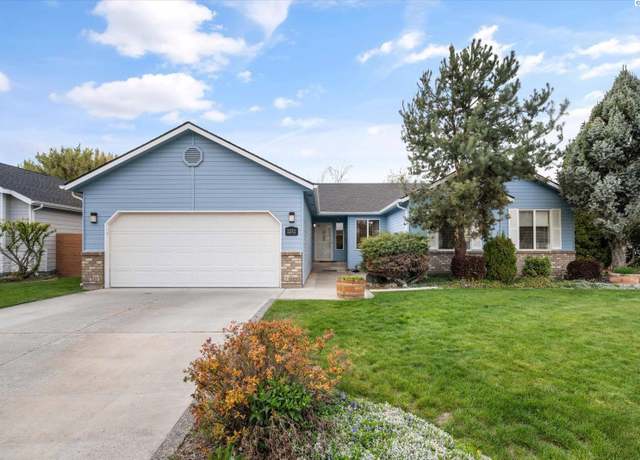 Property at 2232 S Arthur Loop, Kennewick, WA 99338, 4 beds, 2 baths