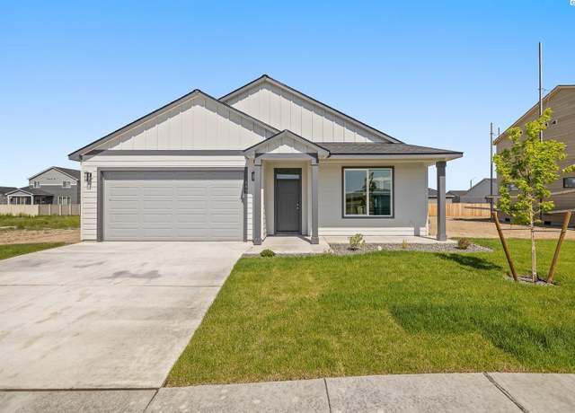 Property at 405 Amberly Ave, Grandview, WA 98930, 3 beds, 2 baths