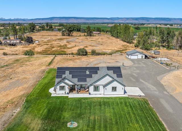 Property at 171 Heron Farm Ln, Ellensburg, WA 98926, 4 beds, 0.5 baths