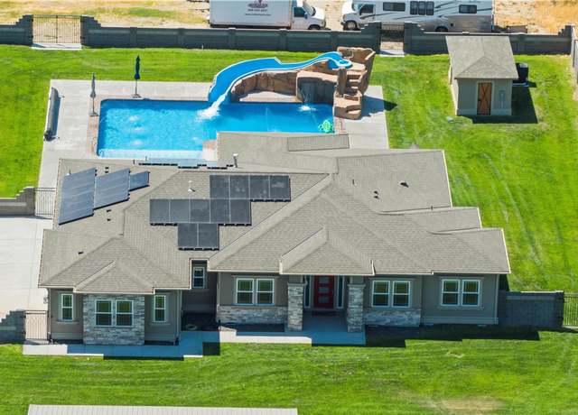 Property at 184 Gallant Rd, Burbank, WA 99323, 4 beds, 2.5 baths