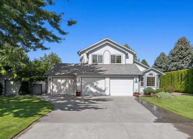 Property at 4005 Cascade Dr, West Richland, WA 99353, 4 beds, 0.5 baths